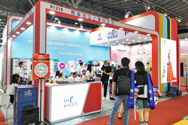 上海會(huì)展展臺搭建商搭建工程中該如何搭配軟裝？