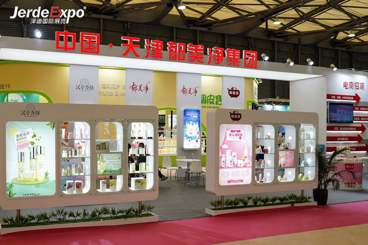 戶外展臺為什么要采用鋼木結(jié)合結(jié)構(gòu)呢？上海展臺布置搭建公司答